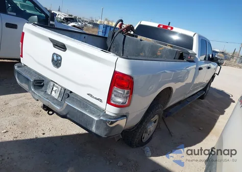 2022 Ram 2500 Tradesman 4X4 8' Box z USA, uszkodzony, nr VIN 3C7WR5HJ2NG272971